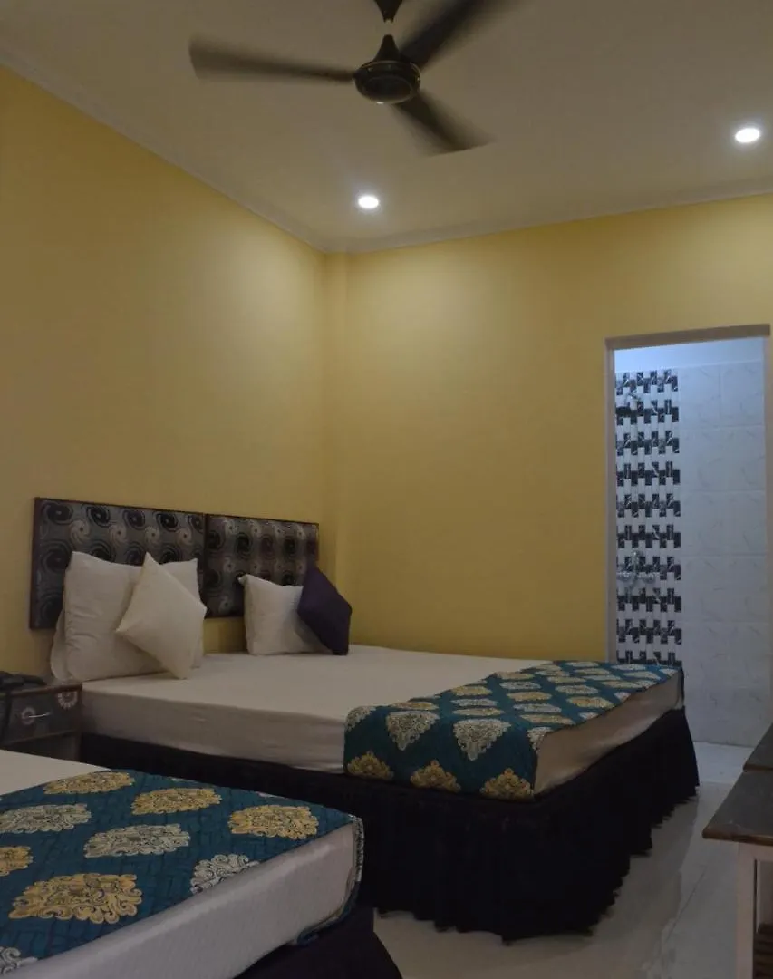 Hotel Samman Varanasi 3*,